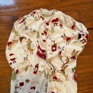 Christmas!!!! Pottery barn baby 6-12 month Christmas pj’s